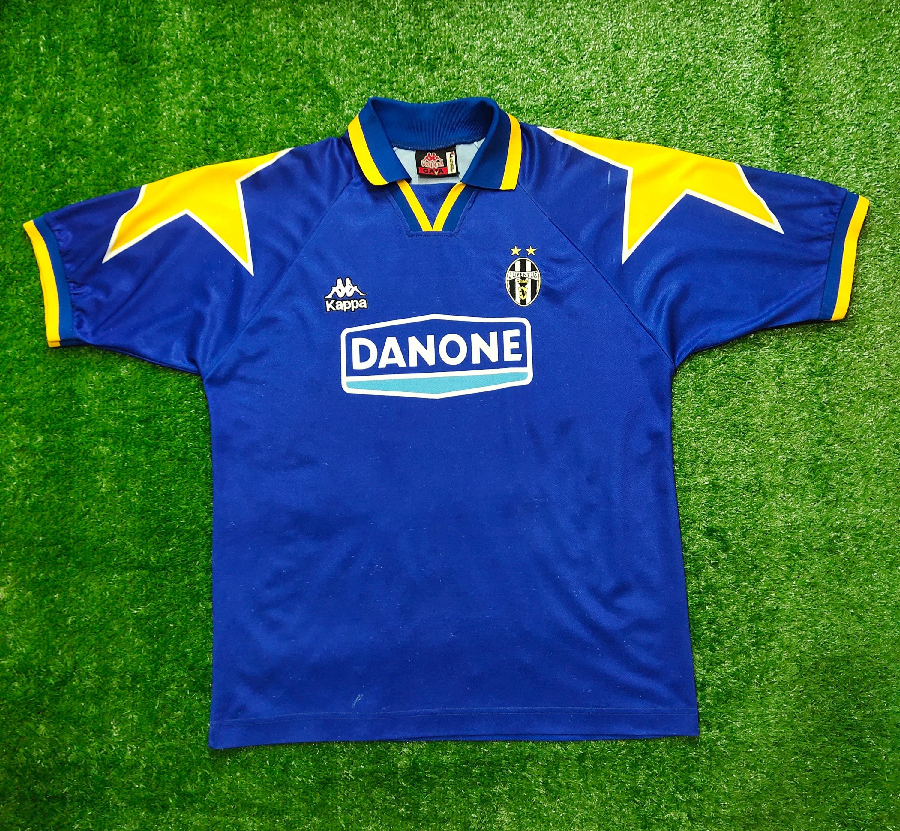 Vintage soccer jersey - Etsy 日本
