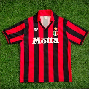 Vintage 90s AC Milan No. 9 Marco Van Basten Football Jersey AC Milan T Shirt AC Milan Tees Embroidery Logo Red Color Men&#39;s Fit M