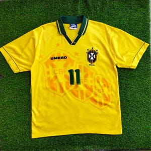 Vintage 90s Brazil No.11 Romario Football Jersey Brazil T Shirt Brazil Tees Brazil Jumper Embroidery Logo Yellow Color Men&#39;s Fit L