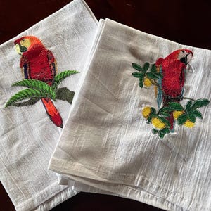 Set of 2 Parrot Tea Towels