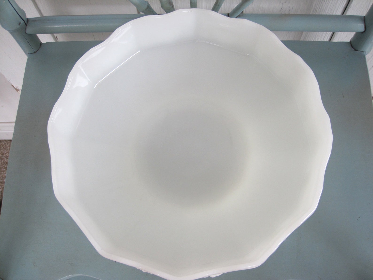 Vintage Milk Glass Grape Pattern Fruit Bowl Wedding Serving Dish Candy