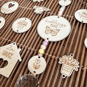 SVG/ Suncatcher favorite spot/ Laser file suncatcher home/ Assemble your own suncatcher chains/ Flowers/ Commercial license