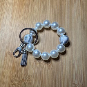 Silver and Pearl Beaded Keychain Bracelet