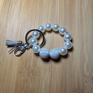 Silver and Pearl Beaded Keychain Bracelet