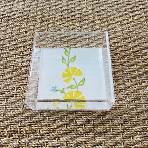 Square Acrylic Tray with Laminated Fabric - &quot;Persian Garden&quot; in Yellow