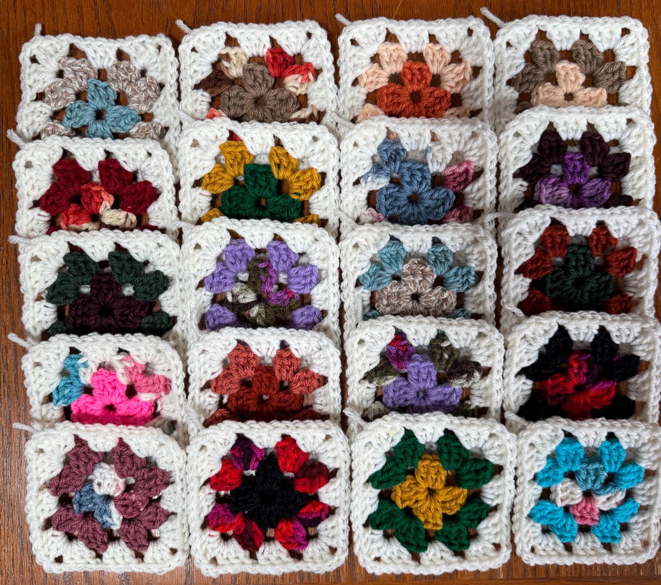 20 Traditional Granny Squares Crochet Blocks Crocheted With off White ...