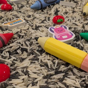 Back to School Sensory Bin / Themed Sensory Play / Learning Tools / Educational Tools / Emotional Regulation / Calming Resource
