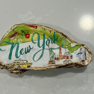 Ornamento a forma di conchiglia di ostrica di New York