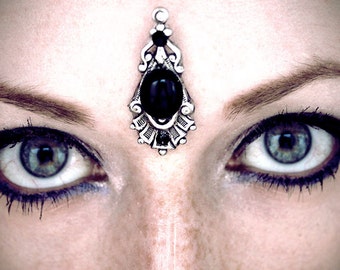 bindi forehead