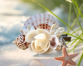 Beautiful shell flower hair clip 55948FBB-47BD-4107-9955-  main image 2