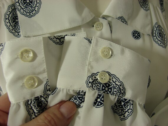 Vintage Navy Mandelas on White Blouse 80s Haberdashery by Personals Polyester Semi Sheer Long Sleeve Business Boss Sz 8 Silky Classic View 6