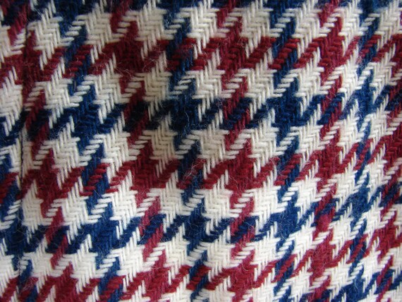 Houndstooth Hottie - Red White Blue - Vintage Pat… - image 8