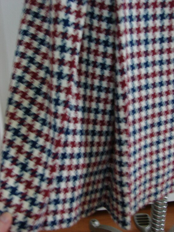 Houndstooth Hottie - Red White Blue - Vintage Pat… - image 6