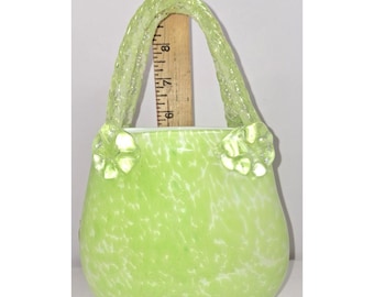 Fifth Avenue LTD Crystal Handmade Lime Green Art Glass 9"Tall Handbag In The Box