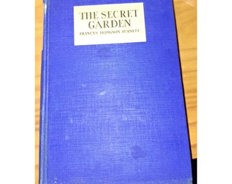 „Tajemniczy ogród” autorstwa Frances Hodgson Burnett. Prawa autorskie 1938 Grosset & Dunlap
