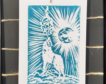 Impresión de "Lobo aullando a la luna" - Tinta turquesa - Linograbado original hecho a mano de 10 x 15 cm sobre papel de 13 x 18 cm