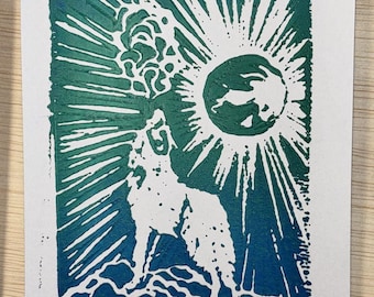 Impresión de "Lobo aullando a la luna" - Tinta turquesa y azul - Linograbado original hecho a mano de 10 x 15 cm sobre papel de 13 x 18 cm