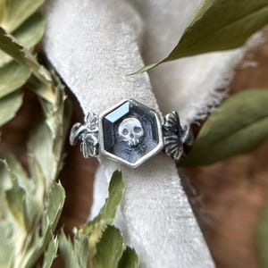 Skull and Ivy Quartz Ring: Sterling Silver Memento Mori mourning Jewelry with choice of quartz shape round, oval, or hexagon