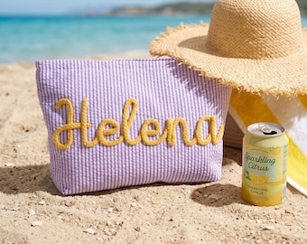 Neceser de seersucker personalizado, neceser de maquillaje, bolsa de regalo para damas de honor, neceser de viaje, bolsa de aseo, bolsa de playa, regalo para ella.