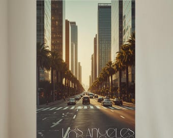 Può includere: Stampa su tela di una scena di strada di Los Angeles, con edifici alti, palme e auto sulla strada. L'immagine ha una tonalità calda e dorata, con il testo "Los Angeles" in basso.
