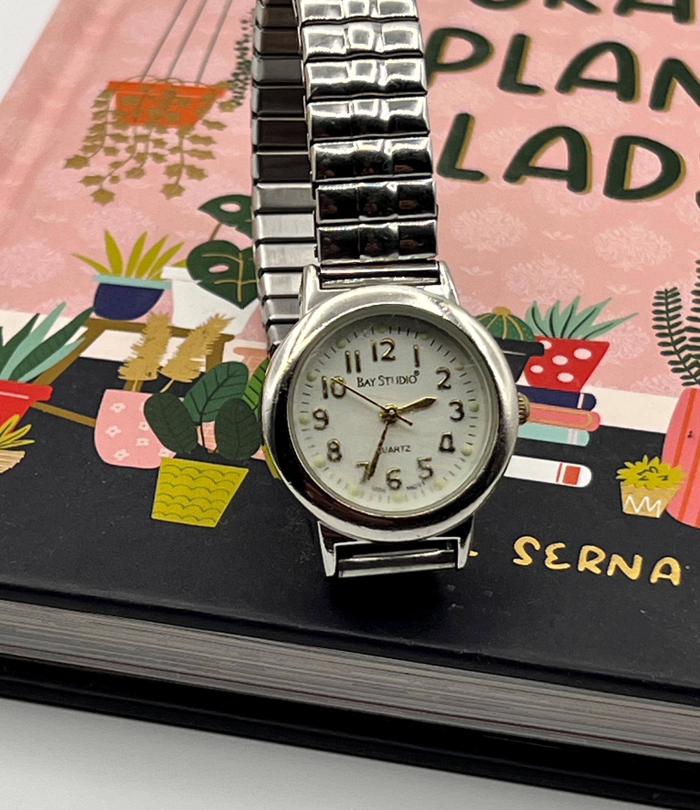 NEW BAY STUDIOS SILVER QUARTZ WATCH Natural Stone  main image 2