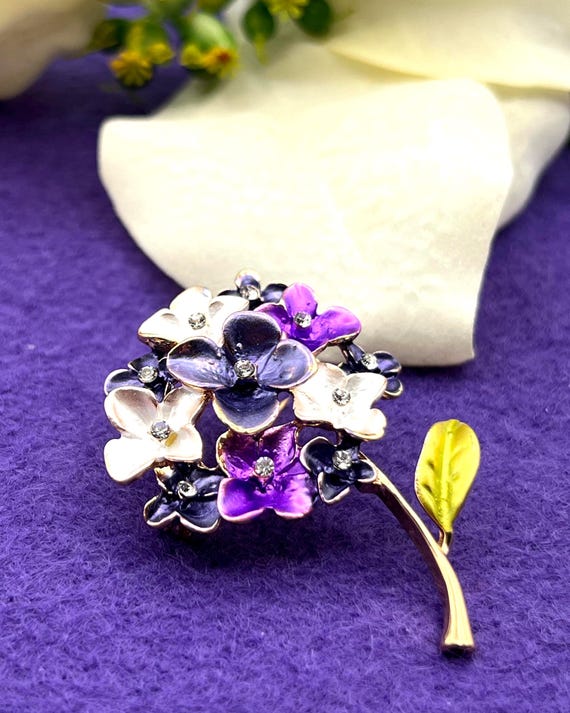 Vintage Violet Floral Arrangement Brooch