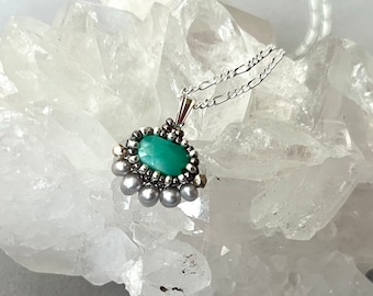 Green chrysoprase pendant with silver freshwater pearls and sterling silver post - Apple green pendant - Chrysoprase jewelry