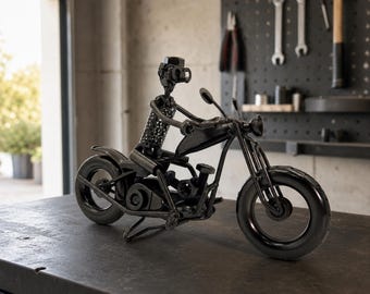 手作りのミニバイク、ナットとボルト、金属アート、男性へのギフト