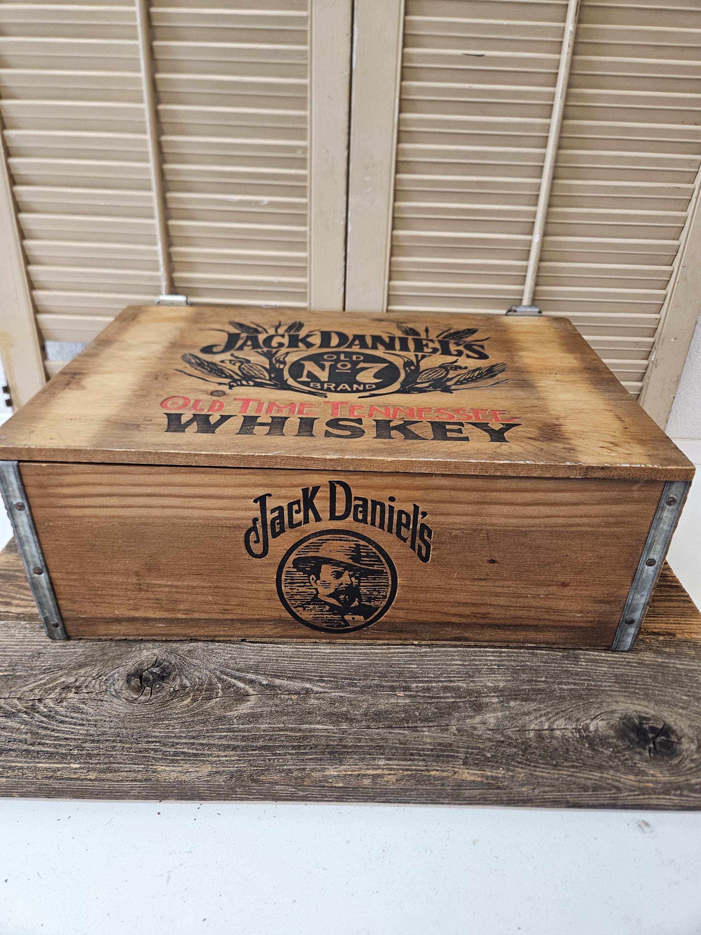 USA Jack Daniel's wooden box ジャックダニエル 木箱 6b84331c910cc7fbbee5d246f94609
