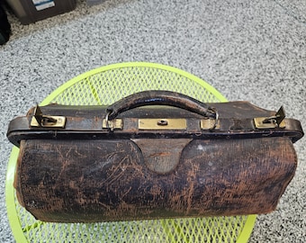 Vintage Leather Doctor's Bag: Antique Medical Decor