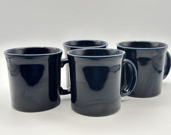 Vintage Fiesta Ware kobaltblauwe koffiemokken set van 4 retro keukengerei collectie