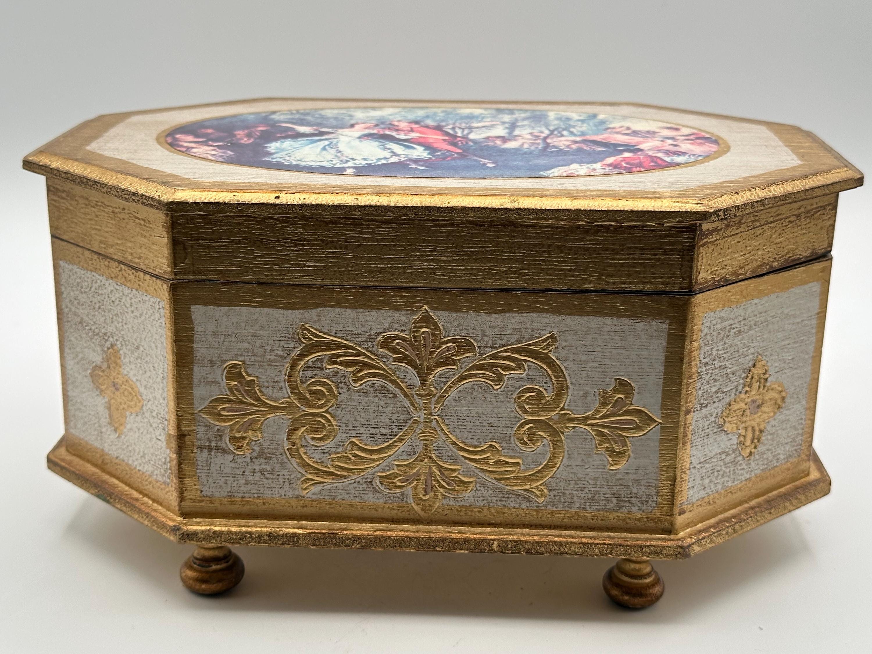 Intricate trinket container - Etsy 日本