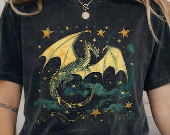 Camiseta Comfort Colors 1717 Dragón Celestial, Camiseta con Gráfico Fantástico, Camiseta de Dragón Vintage, Regalo con Estética Mágica