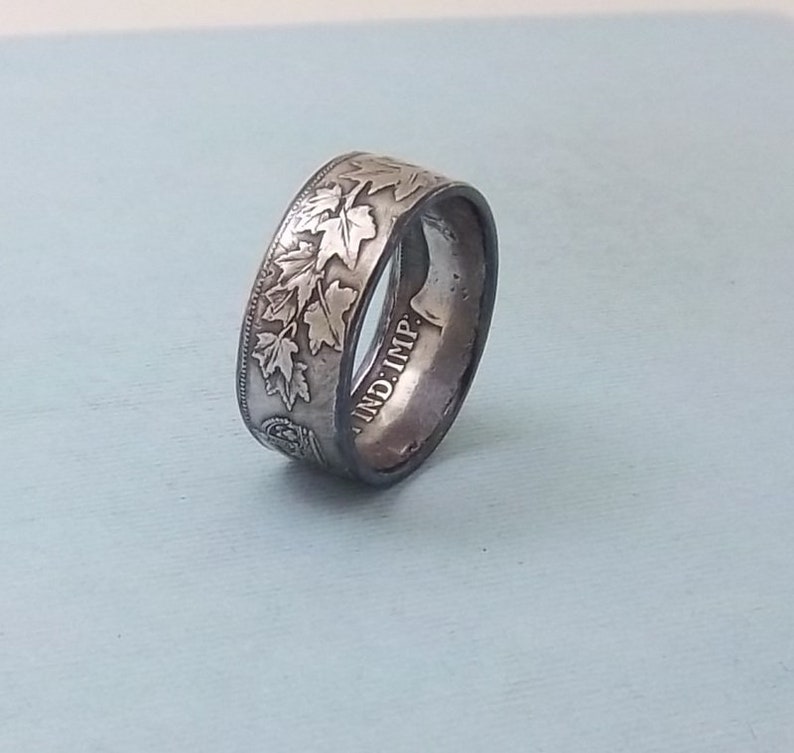 80/% fine silver jewelry Silver coin ring The Canadian 1929 Canadian Half dollar size 10