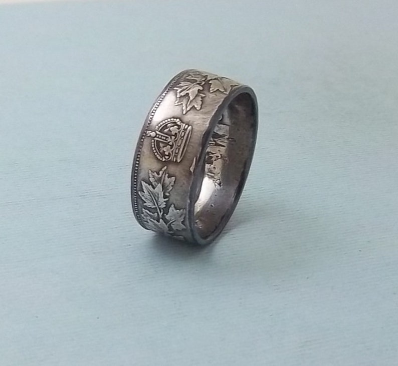 80/% fine silver jewelry Silver coin ring The Canadian 1929 Canadian Half dollar size 10