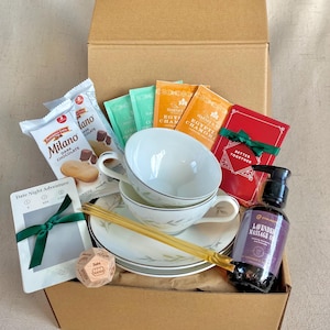 Romantic Tea Box Date Night Couple Gift Under Fifty Anniversary Present Idea Kit Marriage Connection Building Activity Stay Home Cozy Experience Valentine Day Surprise Package Premium Tea Collection Vintage Teacup Set Intimate Conversation