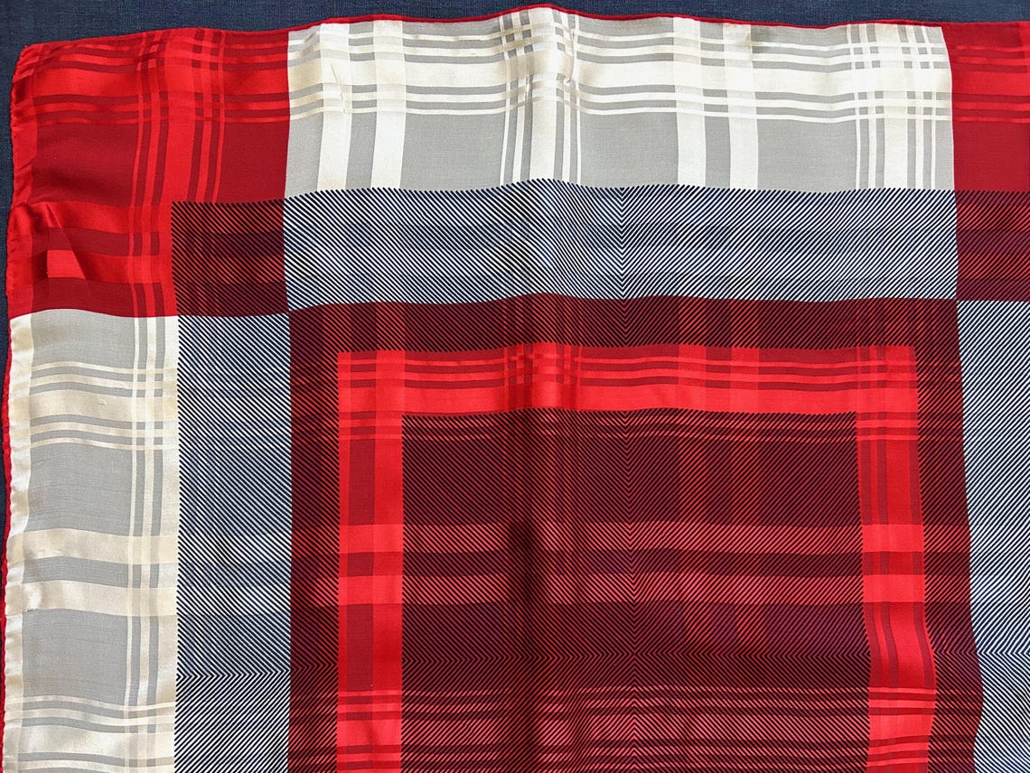 Vintage Michel Paris Silk Scarf, Red Plaid Check, Sheer Chiffon Satin, Hand Rolled Square, foto 3 di 5