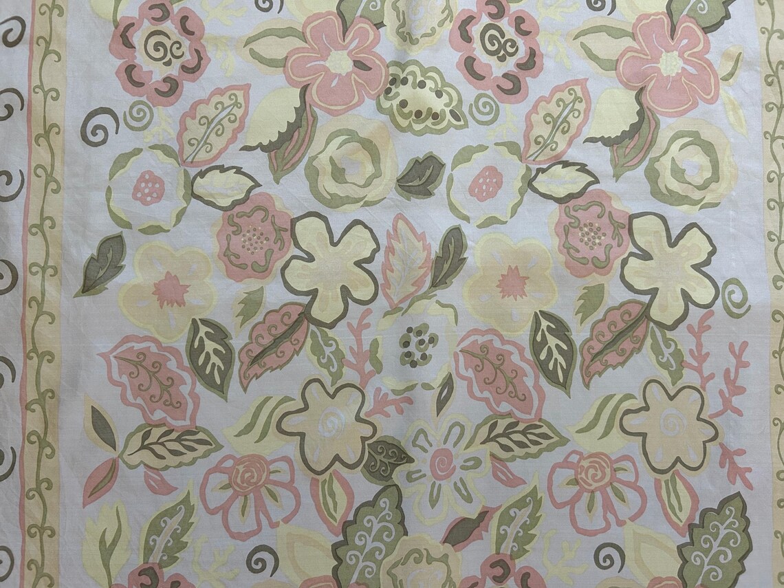 Vintage Floral Silk Scarf, Pastel Botanical Print, Hand Rolled Square, foto 3 di 5