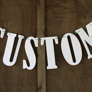 Bannière personnalisée | 10,5 po. | CARTONNÉ sur ficelle VERT