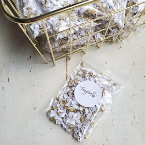 Wedding Exit Toss Confetti Packets | CONGRATS | Biodegradable Confetti,  Confetti Poppers Filler