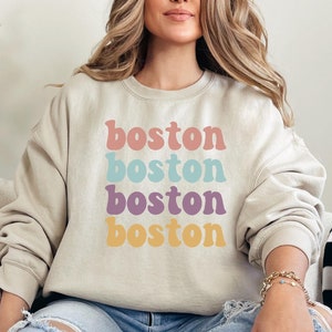 Retro Boston Massachusetts Sweatshirt, Boston Crewneck, Varsity Crewneck, Boston Shirt, University Sweaters, Aesthetic Trendy Boston Gift