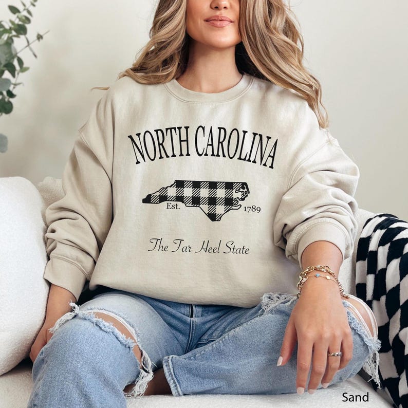 Custom North Carolina Sweatshirt, North Carolina Crewneck, Home State Sweater North Carolina Pullover NC Shirt Trending Oversized Sweatshirt