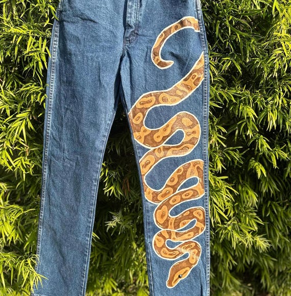 Custom Hand Painted Wrangler Snake Jeans - Etsy Israel