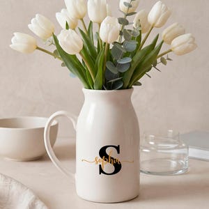 Personalized Wedding Vase For Couple, Monogram Initial Date Gift, Mr And Mrs Flower Vase, Newlywed Anniversary Keepsake