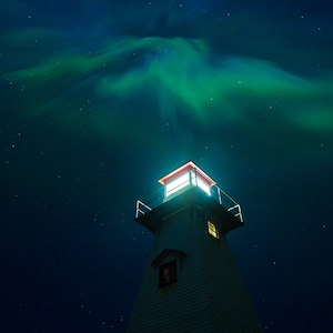 Aurora/Nordlichter über dem Leuchtturm von Cape Tryon, Prince Edward Island, PEI-Kunst, PEI-Drucke, PEI-Foto, Wohnzimmer-Wandkunst, Borealis