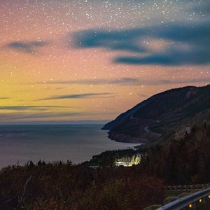 Kap Breton Nordlichter, Kap Breton Druck, Französischer Berg, Cheticamp, Nova Scotia Wandkunst, Fotografie, Cheticamp Fine Art, Leinwand