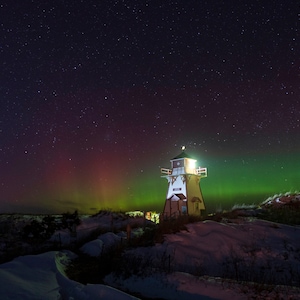 Aurora/Nordlichter über Covehead Leuchtturm Prince Edward Island, PEI Art, PEI Prints, PEI Foto, Wohnzimmer Wandkunst, Borealis