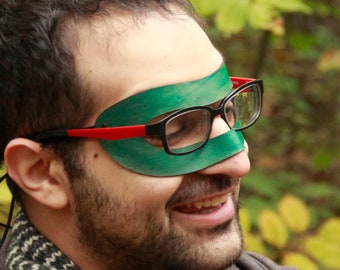 Eyeglass-Compatible Simple Mask