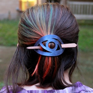 Abstract Eye Leather Barrette