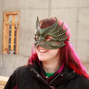 Sea Dragon Mask Green